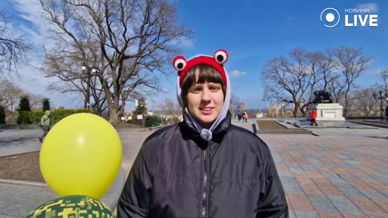 Чіткі терміни служби — в Одесі люди вийшли на мирну ходу - фото 4