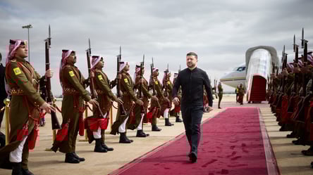 Зеленский прибыл с официальным визитом в Иорданию - 304x171