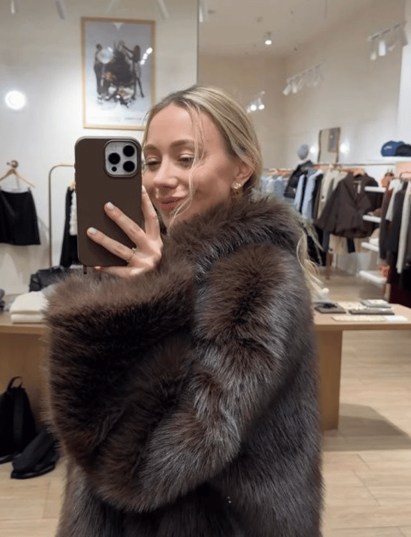 Дружина Павліка здивувала верхнім одягом