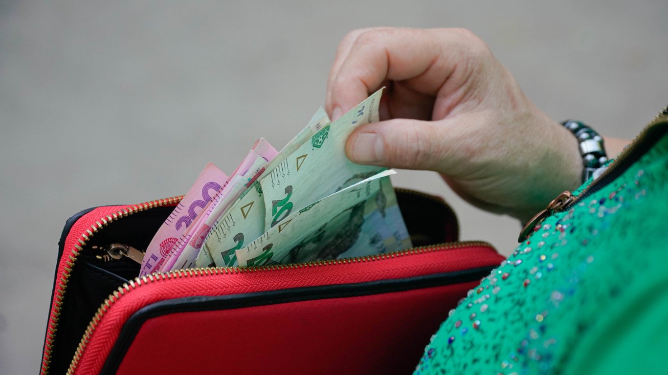 Разова виплата до Дня Незалежності: хто отримає по 3 100 грн