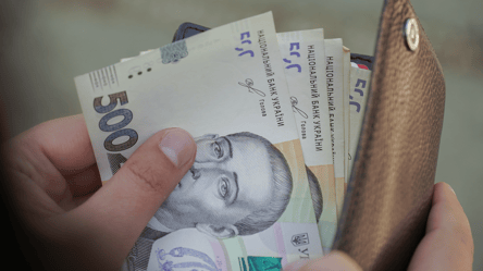Пенсія за загиблого військового: хто з родичів може отримати виплати - 290x160
