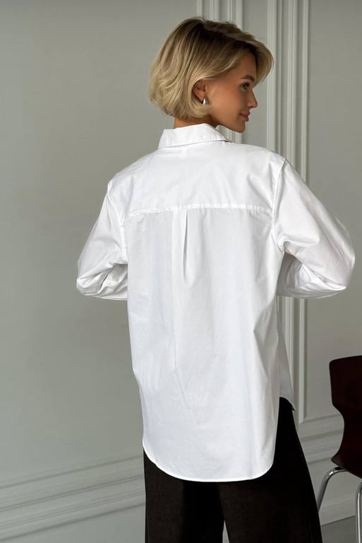 Базова сорочка на цей сезон