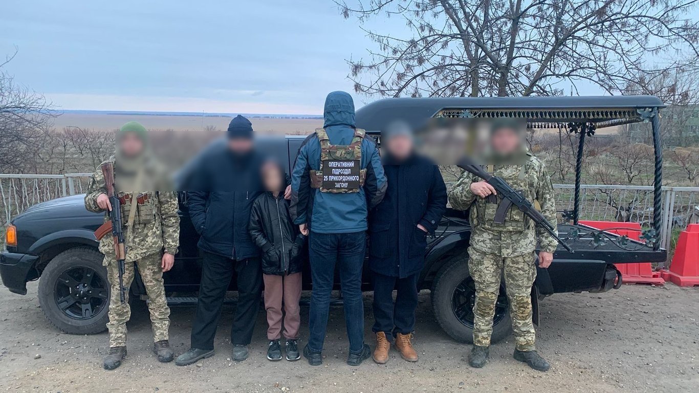 Хотел пересечь границу с помощью ребенка — в Одесской области задержали нарушителей