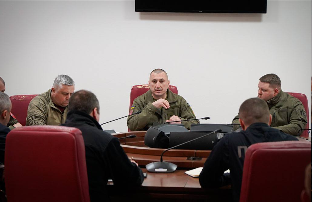 У Києві переглянули алгоритм руху транспорту у повітряну тривогу - фото 1