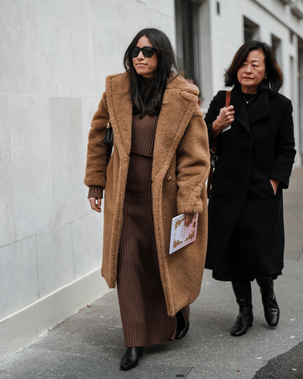 Коричневий колір в одязі цього року в тренді