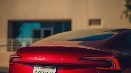 Почему владельцы электромобилей Tesla пересаживаются на дизель - 285x160