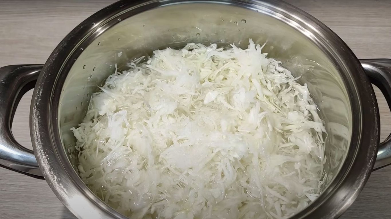 смачні пісні котлети з капусти 