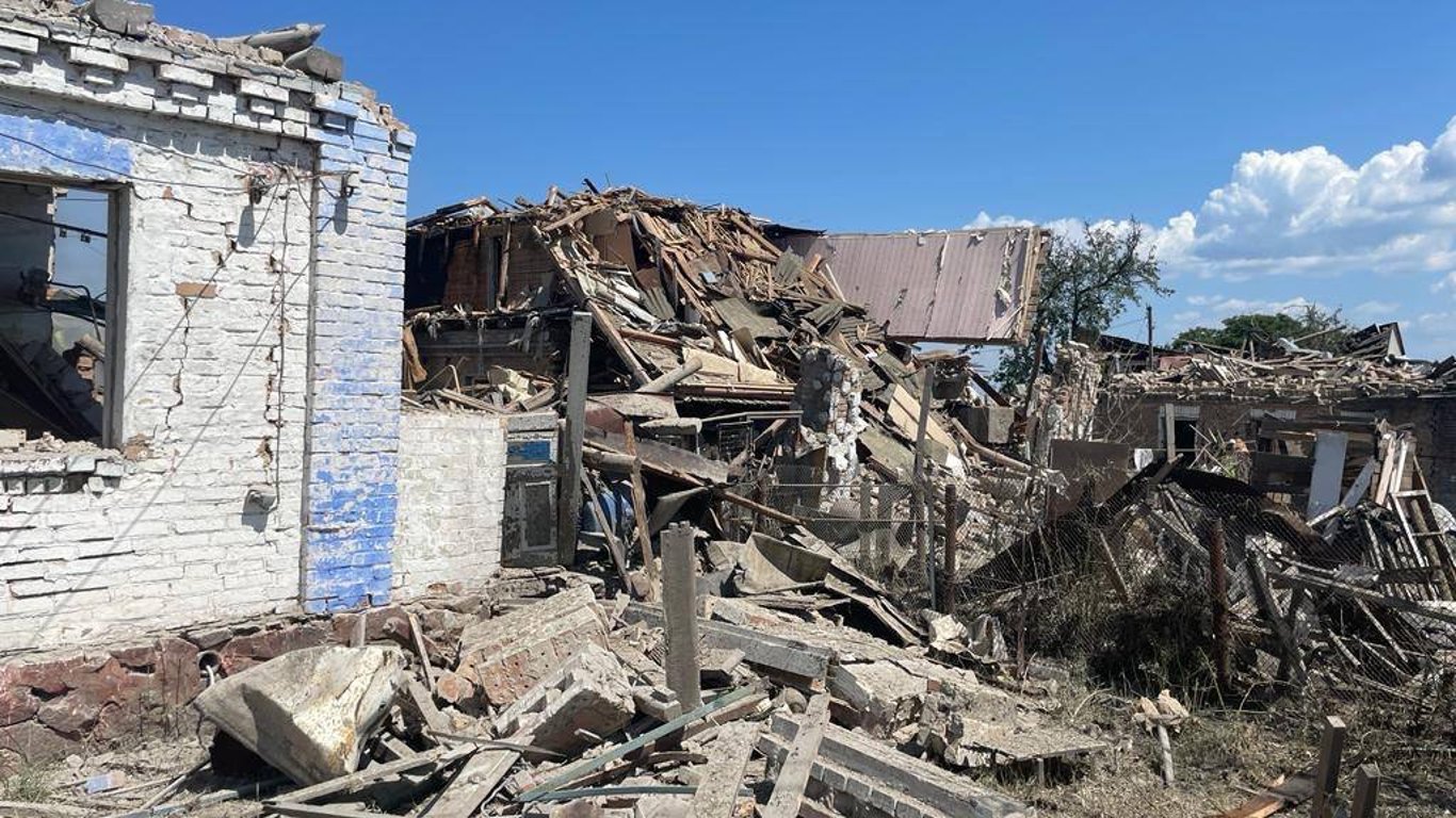 В Киевской области из-за ракетной атаки РФ повреждены дома, есть пострадавшие