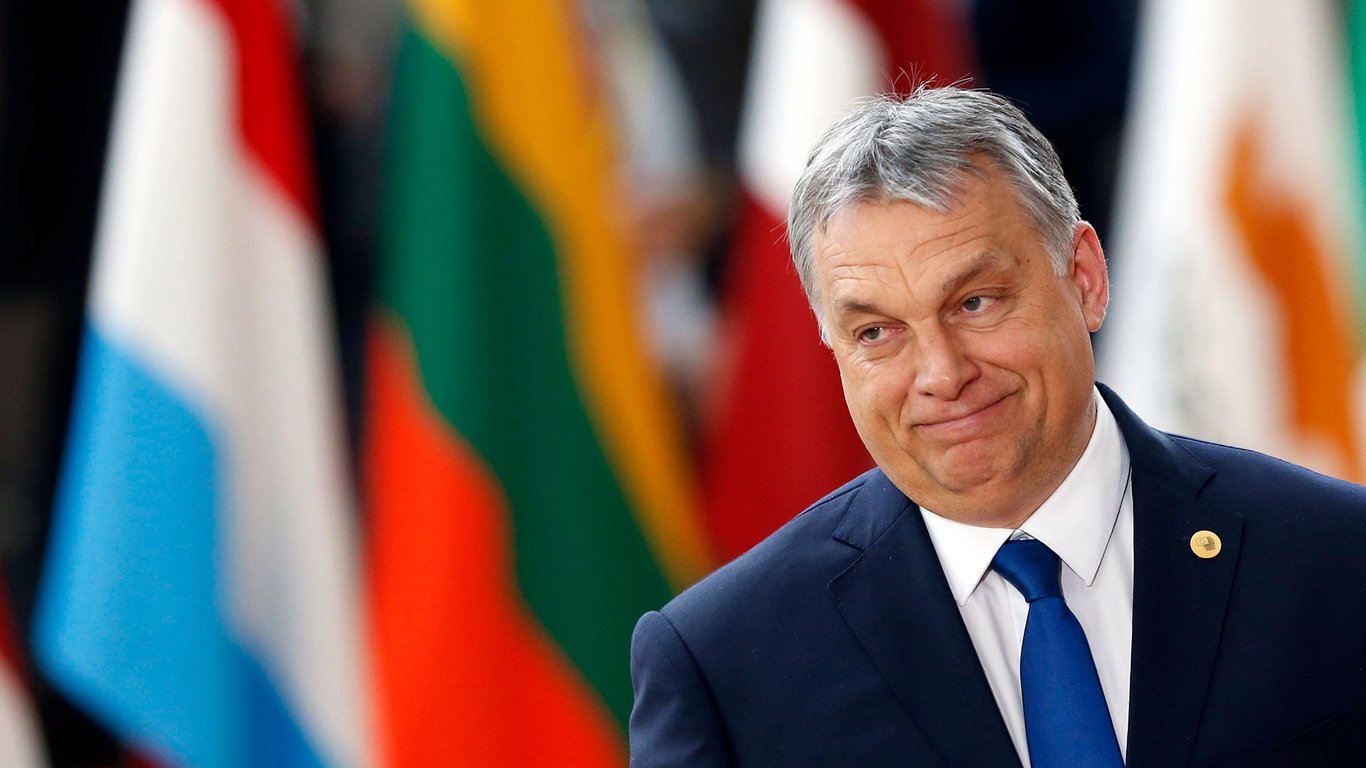 Еврокомиссия готова уступить Венгрии, чтобы разблокировать помощь Украине