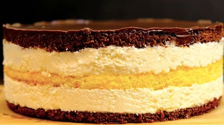 Дуже смачний торт "Пташине молоко" з кремом на манці — рецепт - 285x160