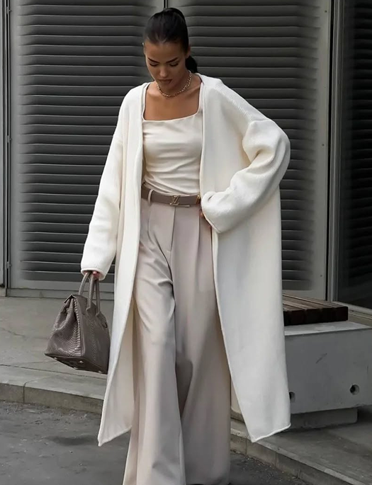 the return of 70s palazzo pants