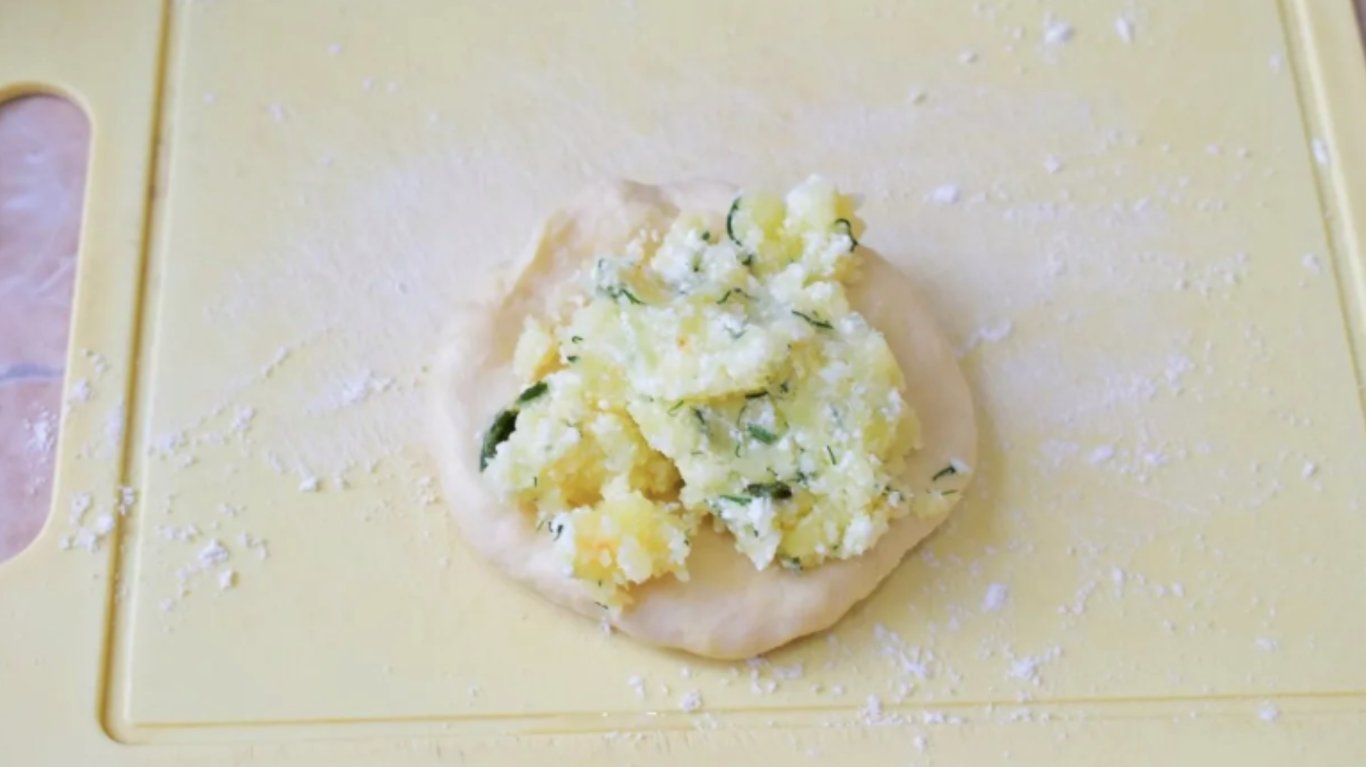 рецепт пиріжків з картоплею