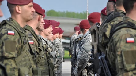 Польща не збирається відправляти своїх інструкторів в Україну - 290x166