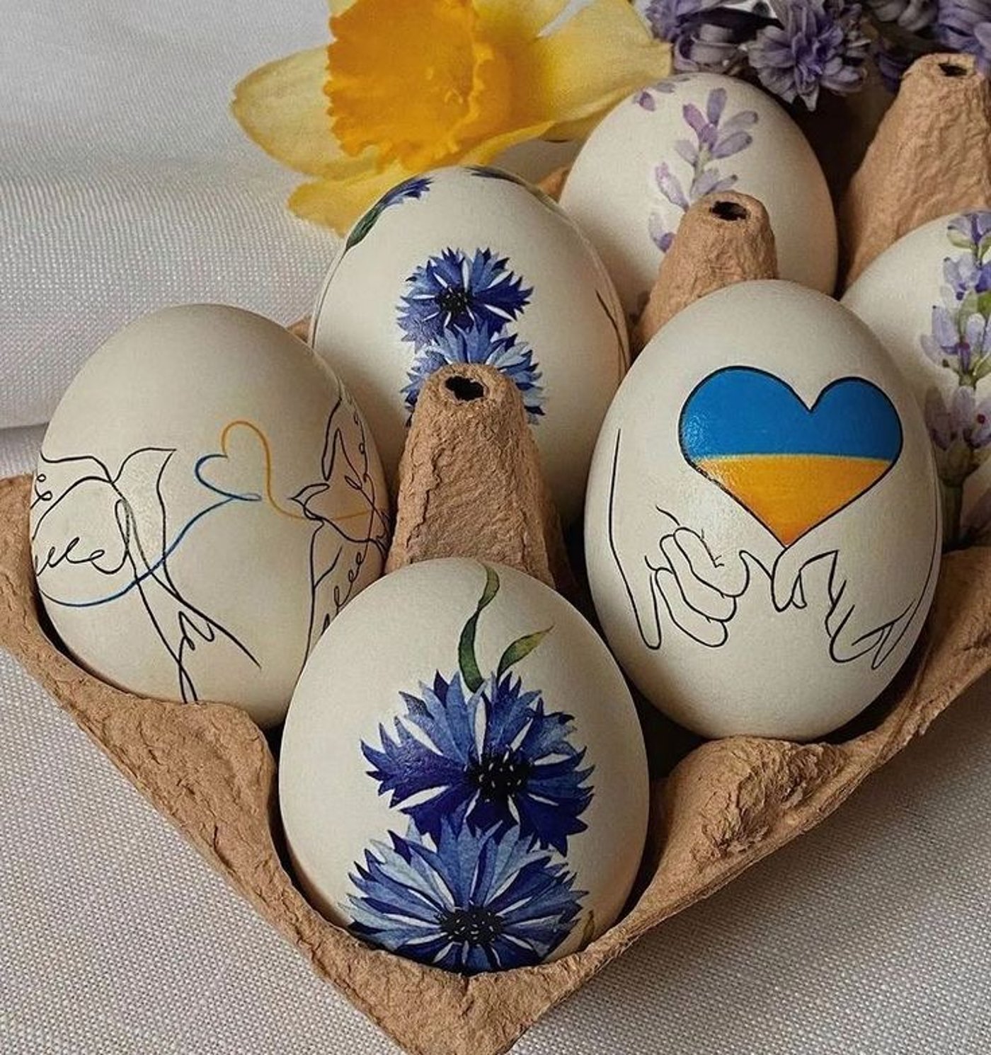 Патріотичні наліпки на яйця - ідеї на Великдень