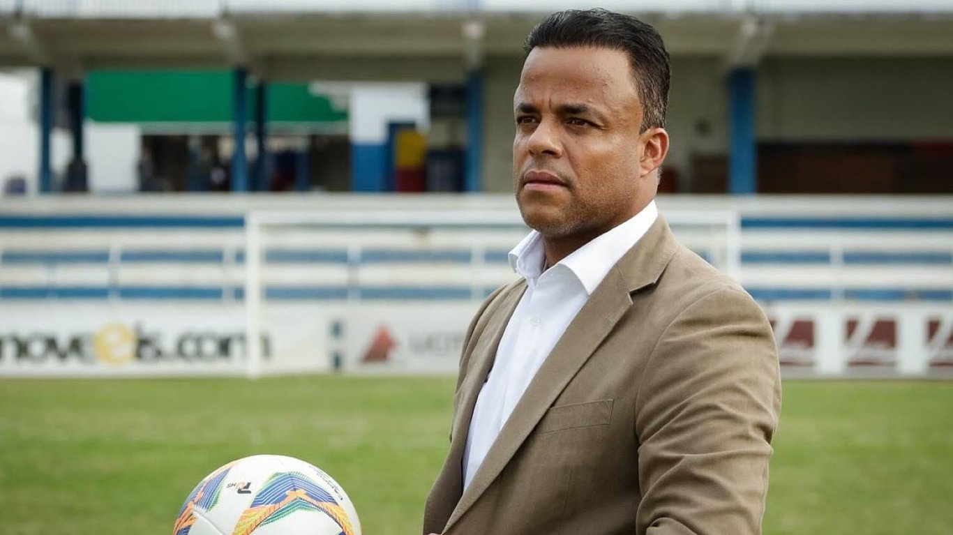 Амантіно Мансіні