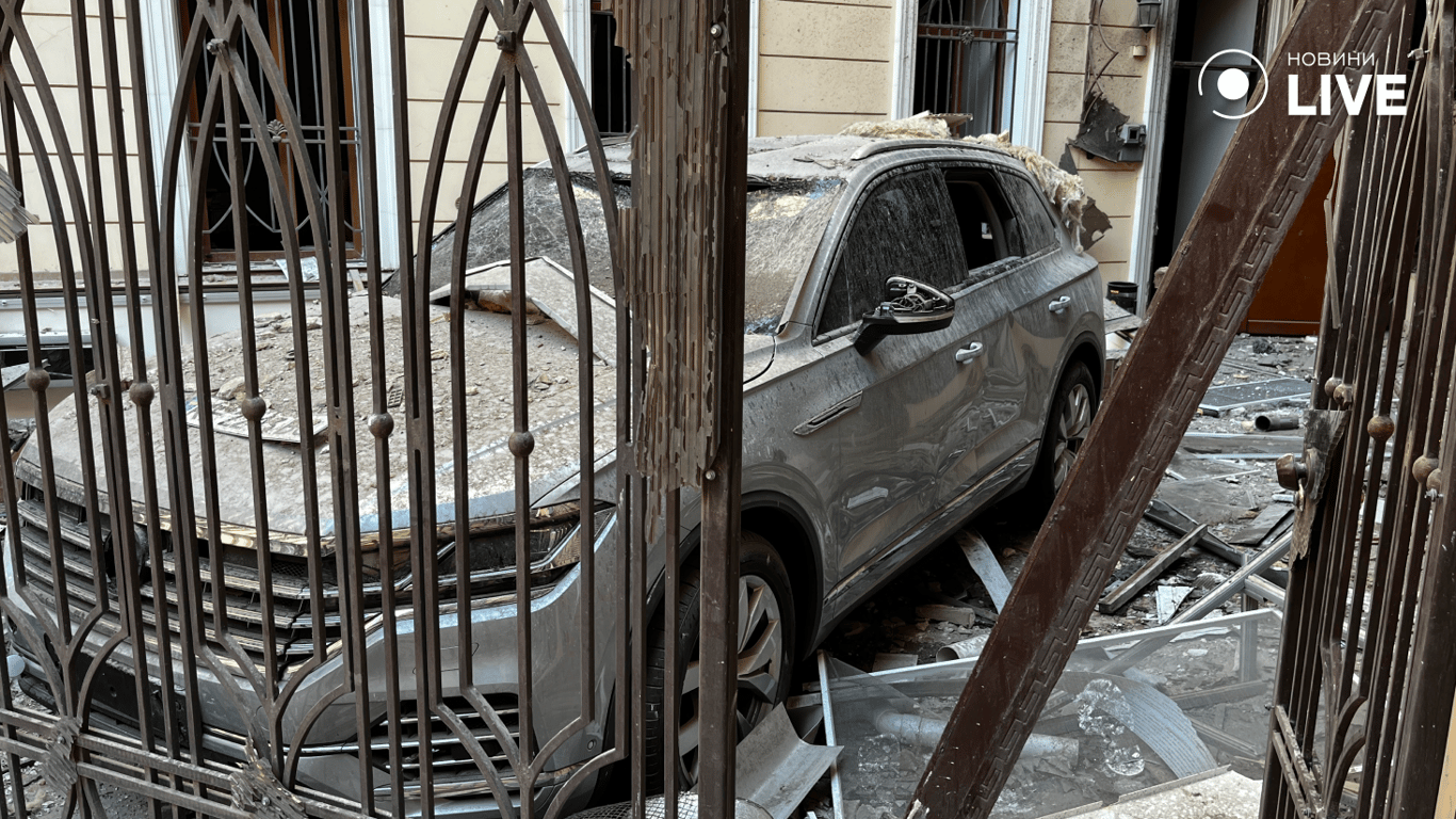 Пошкоджена автівка