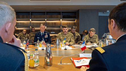 Зустріч очільників Генштабів "Коаліції охочих" — що обговорили - 290x166