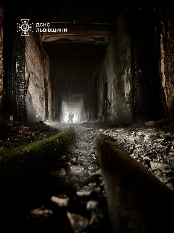 згорілий коридор в готелі