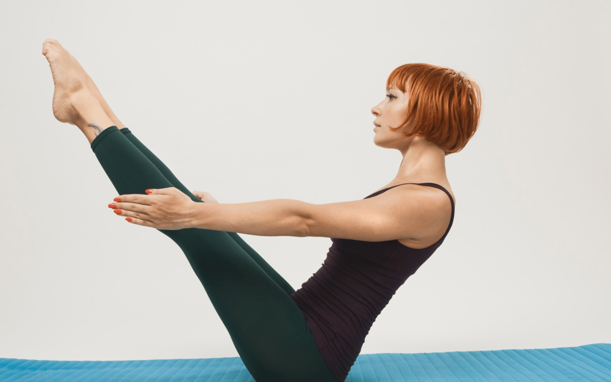 Практикувати йогу дуже корисно для фігури