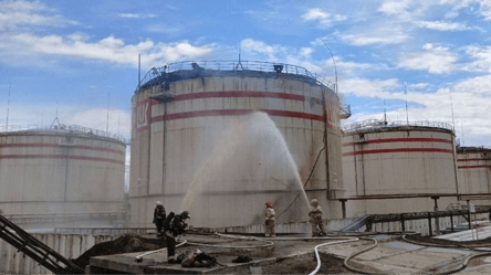 Новий рекорд дальності — дрони СБУ уразили Ухтинський НПЗ Росії - 285x160