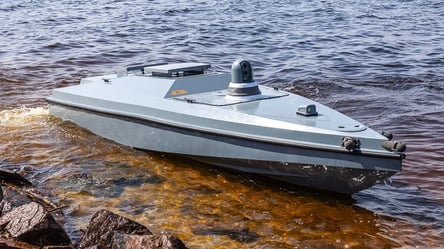 Морський дрон ЗСУ знищив водолазів РФ у бухті Новоросійська - 285x160