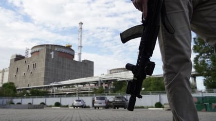 Оккупанты завезли на Запорожскую АЭС российских работников: что это значит - 285x160