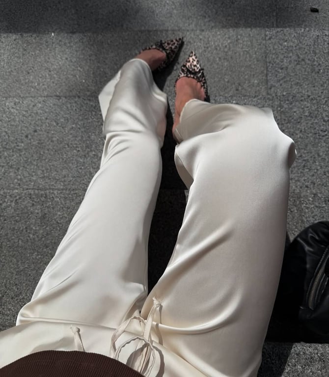 Сатинові штани - те, що треба, в спеку