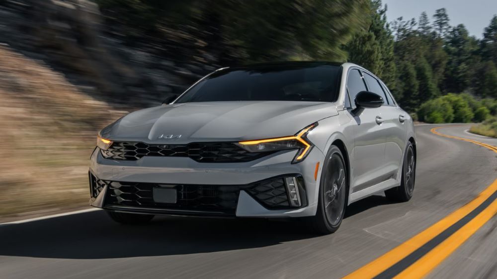 Найпотужніші передньопривідні автомобілі у 2024 році — ТОП-5 моделей - фото 4