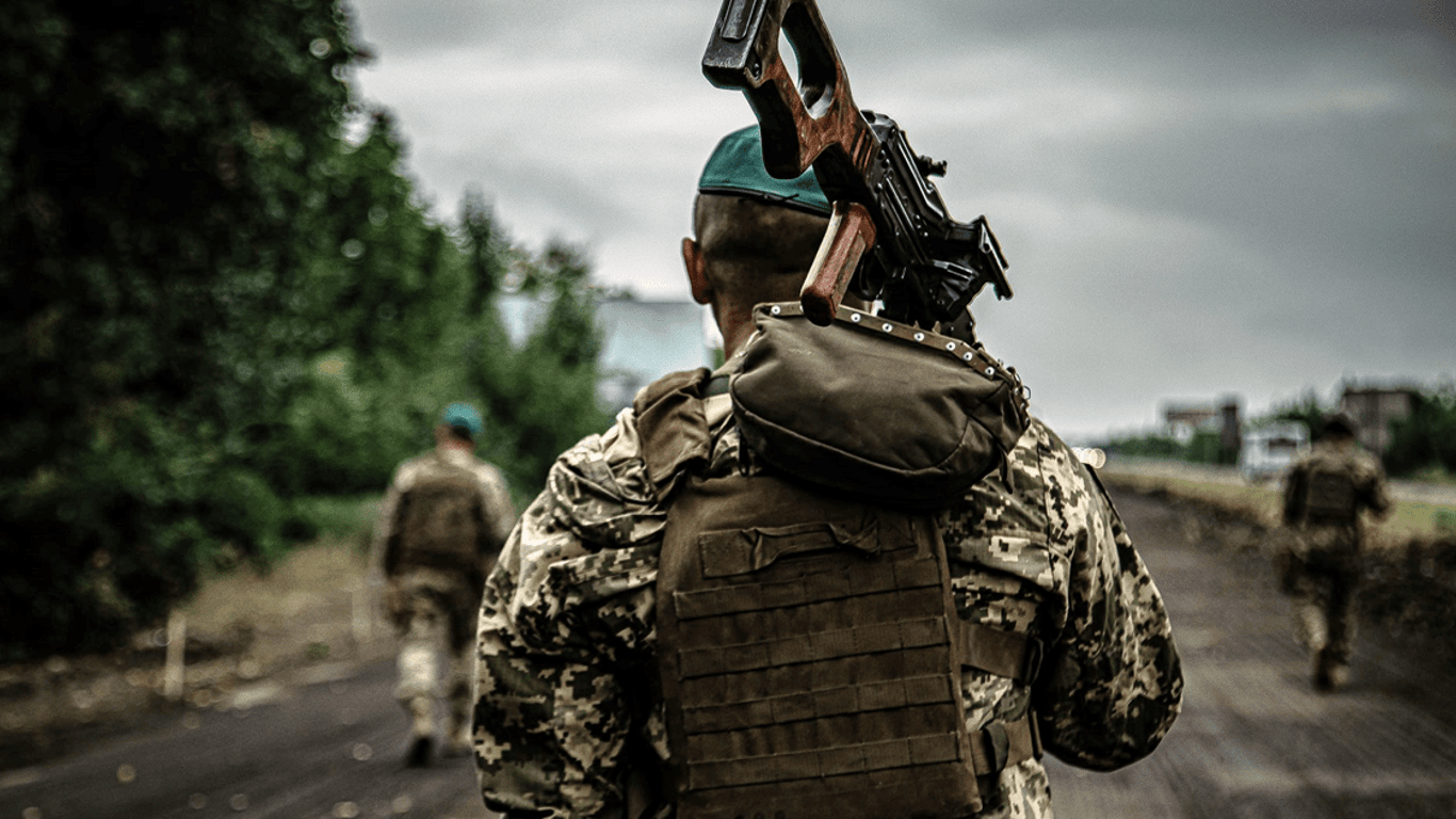 Військовий побив чоловіка та відібрав в нього мотоцикл на Одещині