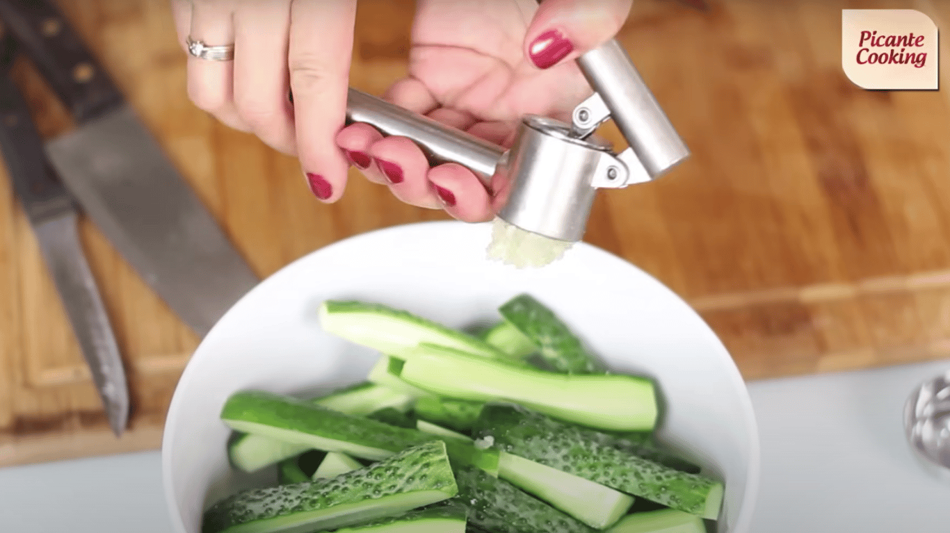 швидкий рецепт малосольні огірки