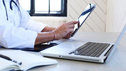 Льготные пенсии для медиков — требования к стажу и документам - 285x160