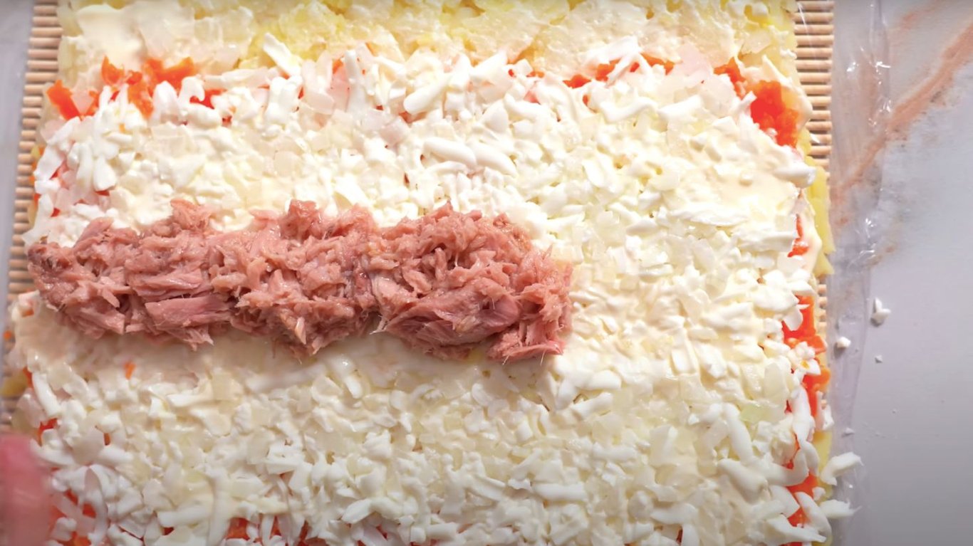 оригінальний рецепт мімози в рулеті