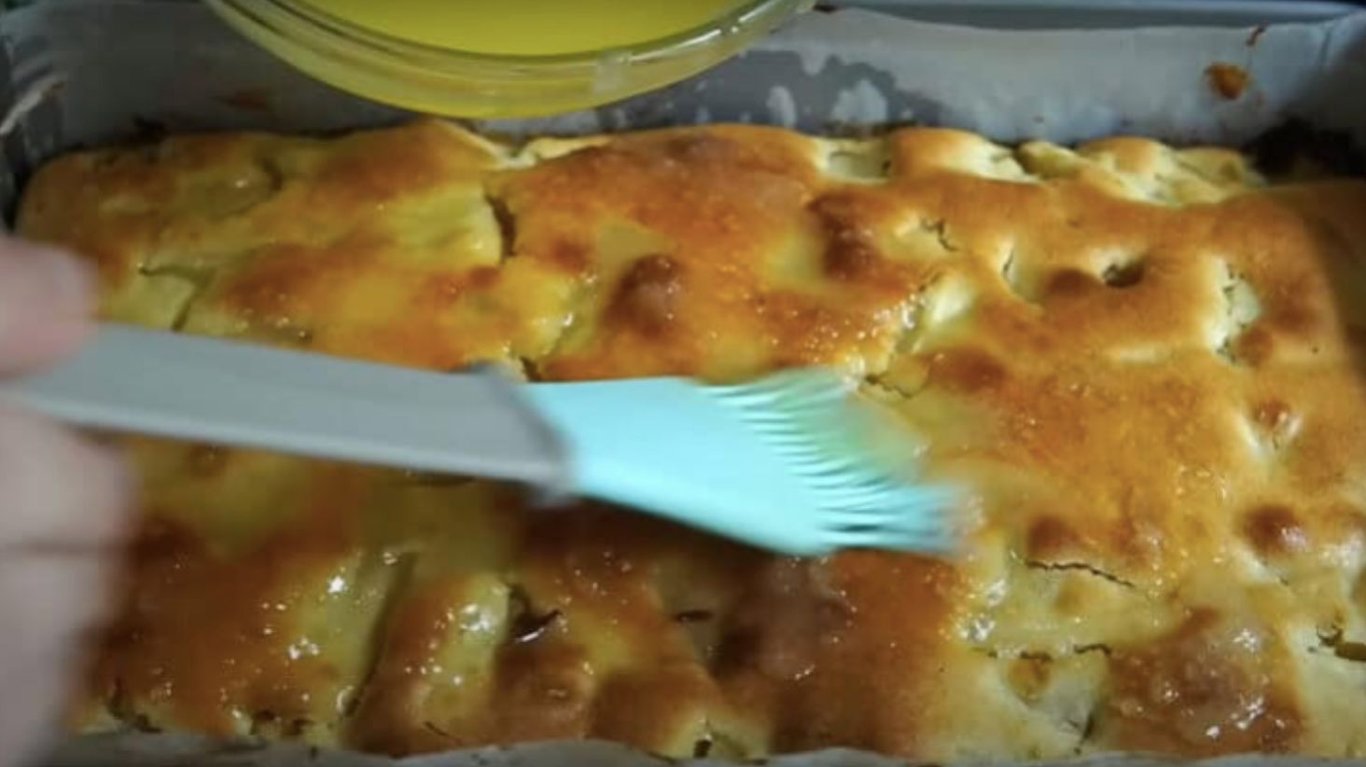 смачний рецепт яблучного пирога 