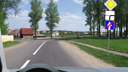 Каверзний тест ПДР — в якому напрямку дозволений рух - 285x160