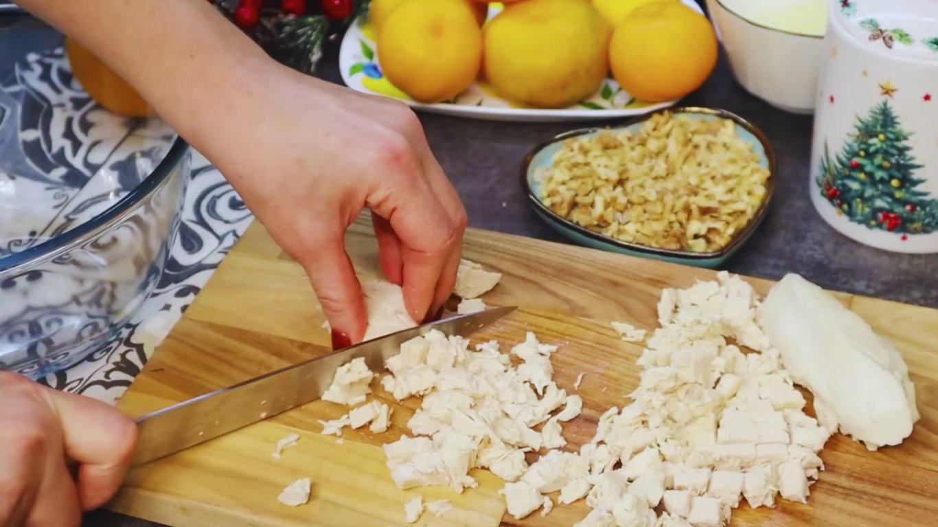 новорічний салат з куркою