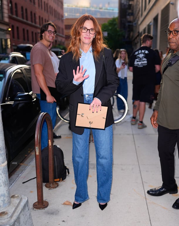 Джулія Робертс робить ставку в одязі на витонченість