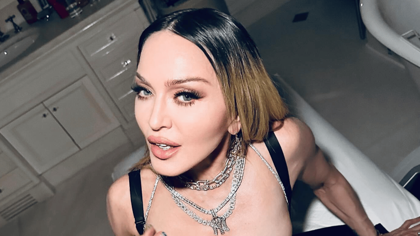 Мадонна зніме фільм про свою музичну кар'єру — деталі