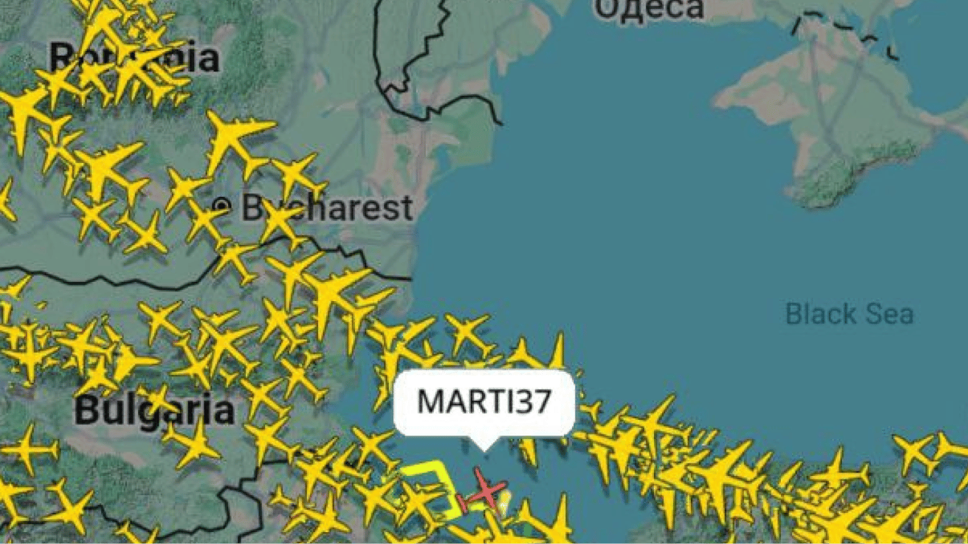 Біля Одещини помітили літак НАТО