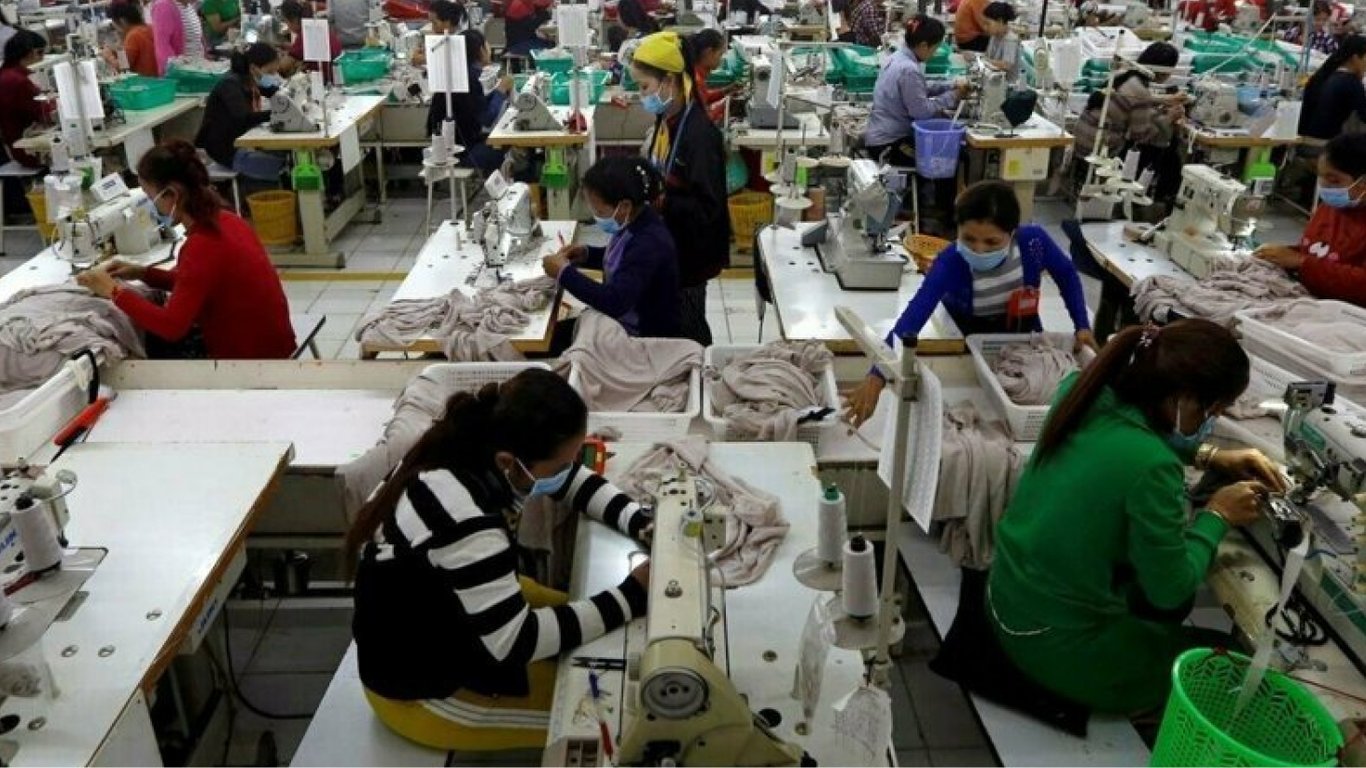 Відомий спортивний бренд підозрюють у трудовому рабстві в Китаї