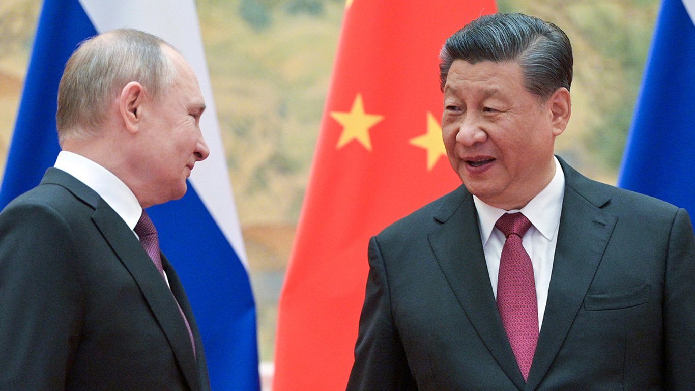 Китай робить ставку на швидке завершення війни та вірить у перемогу росії, — ЗМІ