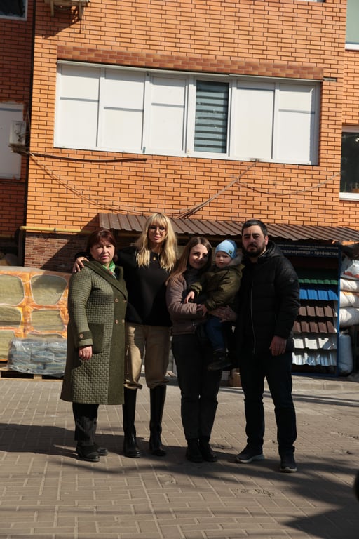 LOBODA поможет семье, квартиру которых уничтожили российские оккупанты. Фото: менеджмент звезды