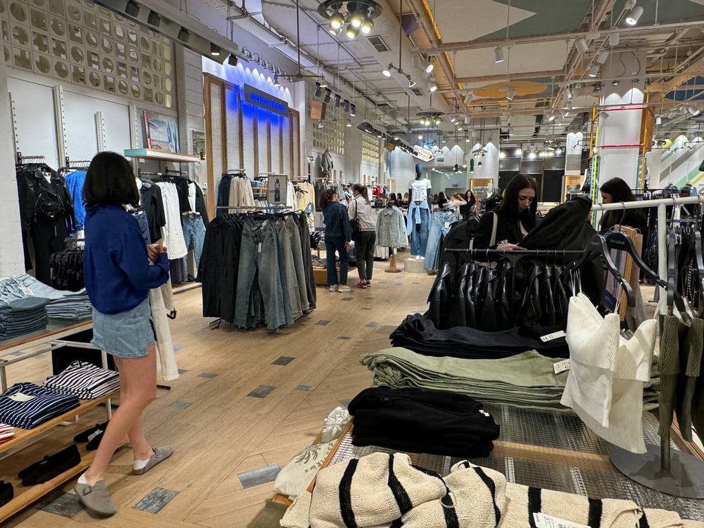 Магазины ZARA вернулись во Львов - чем удивляли - фото 4