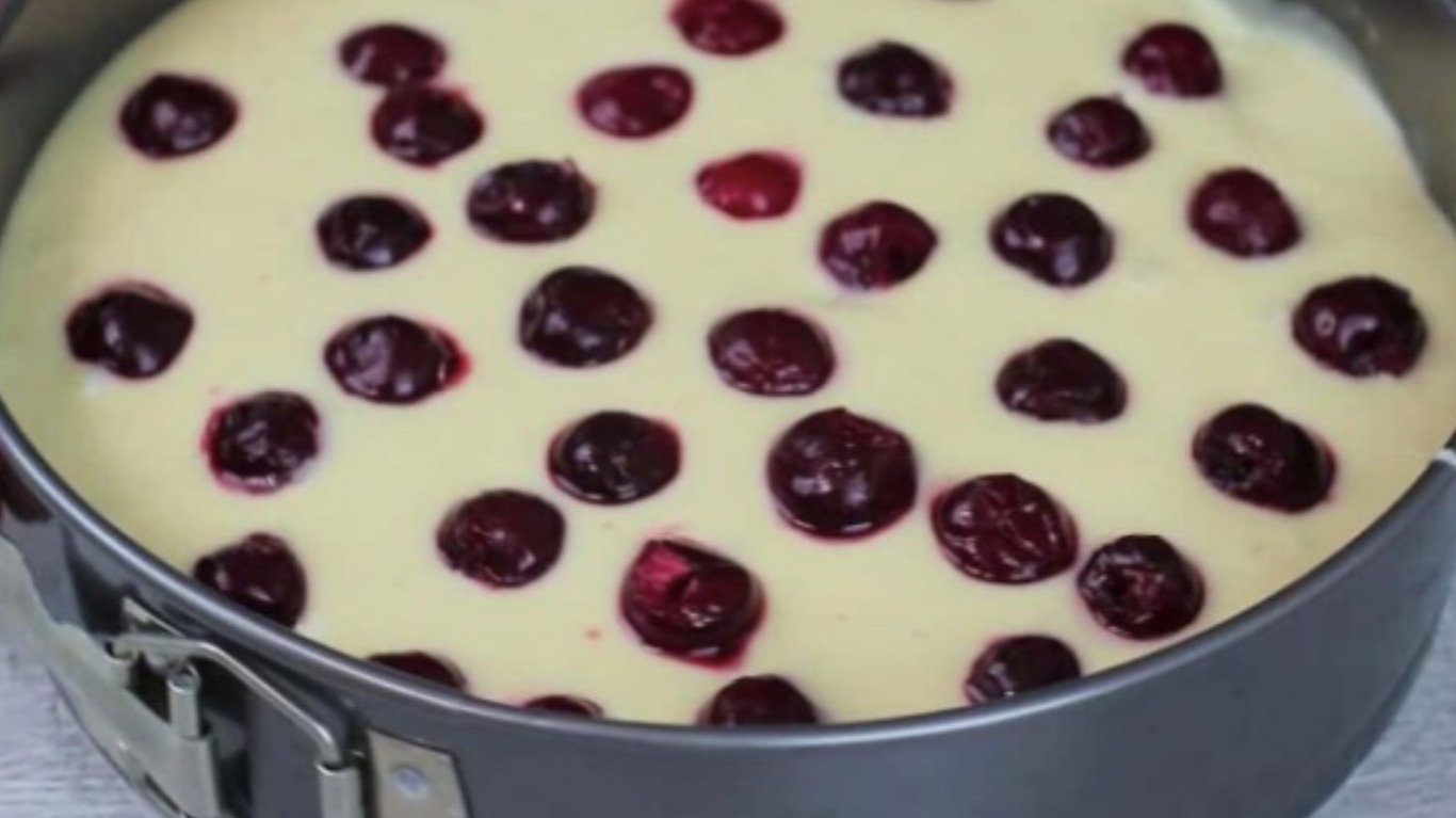 пирог с вишнями и яблоками рецепт 