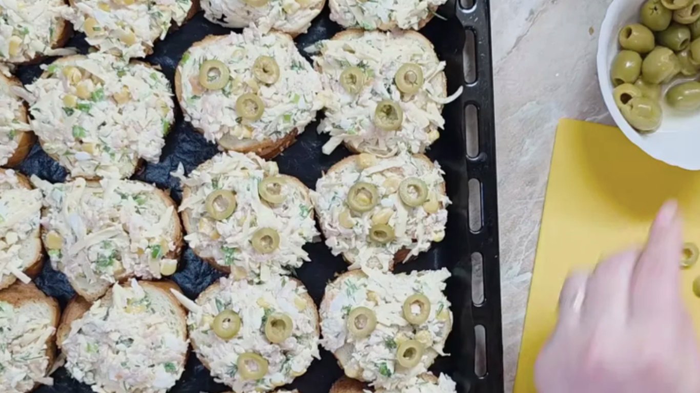 рецепт гарячих бутербродів на сніданок