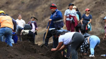 В Еквадорі стався зсув ґрунту: десятки загиблих - 285x160