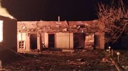 Нічні удари по Харківщині: руйнування та поранена жінка - 290x166