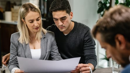 Чому можуть відмовити у реєстрації права власності на житло — причини - 285x160