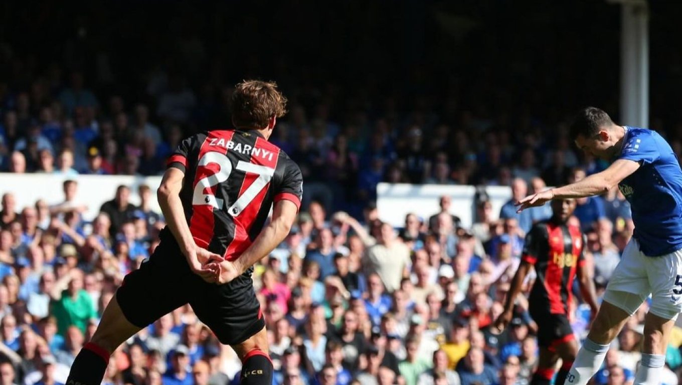 Илья Забарный