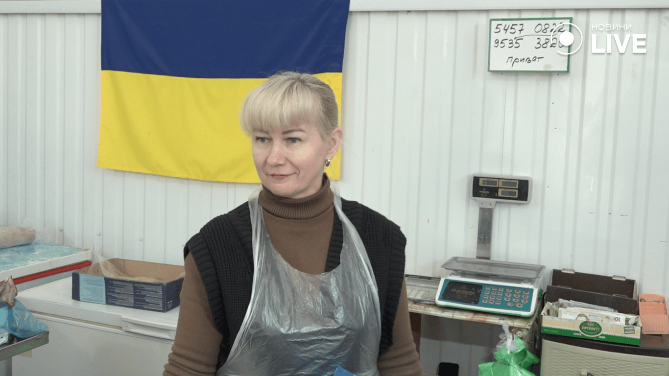 Продавчиня Наталія про оселедець