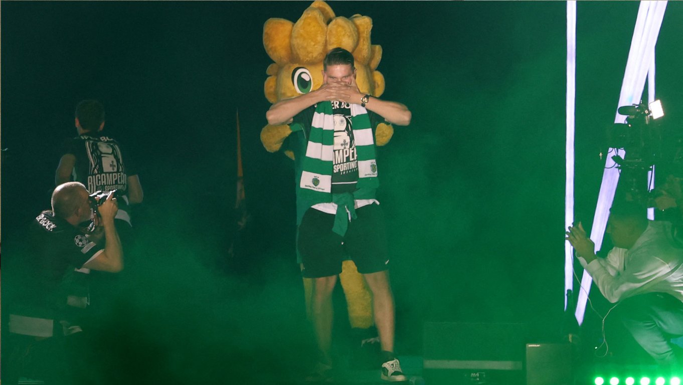 Виктор Дьекереш